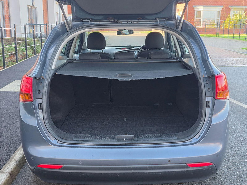 Kia Ceed 1.6 CRDi EcoDynamics 2 Sportswagon Euro 5 (s/s) 5dr