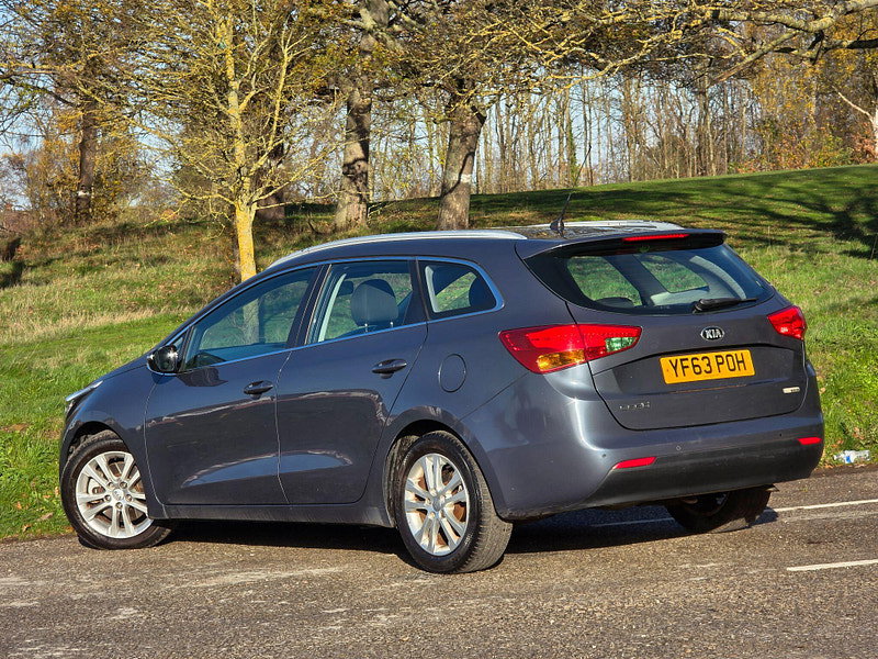 Kia Ceed 1.6 CRDi EcoDynamics 2 Sportswagon Euro 5 (s/s) 5dr