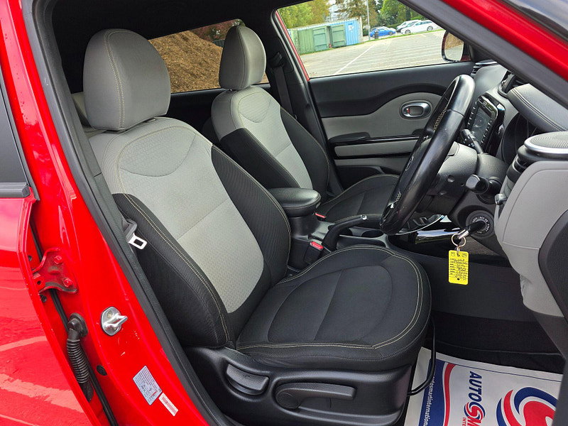 Kia Soul 1.6 CRDi Mixx Euro 5 5dr