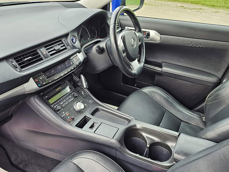 Lexus CT 1.8 200h SE-L CVT Euro 5 (s/s) 5dr