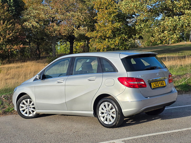 Mercedes-Benz B Class 1.8 B180 CDI BlueEfficiency SE MPV 5dr Diesel Manual Euro 5 (s/s) (109 ps)