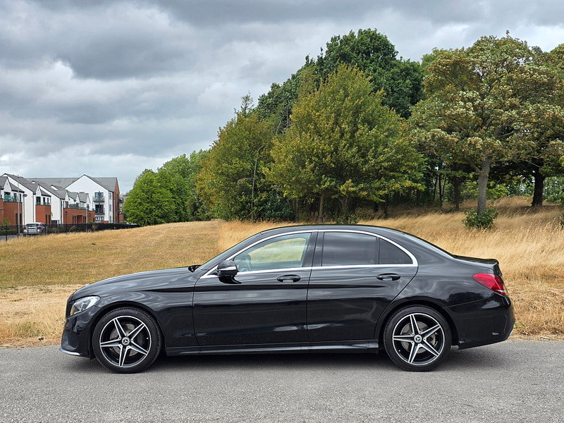 Mercedes-Benz C Class 2.1 C220 BlueTEC AMG Line Saloon 4dr Diesel G-Tronic+ Euro 6 (s/s) (170 ps)
