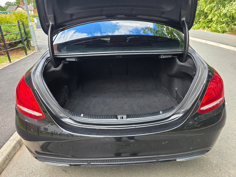 Mercedes-Benz C Class 2.1 C220 BlueTEC AMG Line Saloon 4dr Diesel G-Tronic+ Euro 6 (s/s) (170 ps)