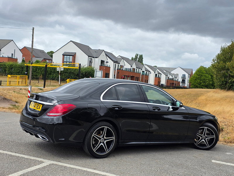 Mercedes-Benz C Class 2.1 C220 BlueTEC AMG Line Saloon 4dr Diesel G-Tronic+ Euro 6 (s/s) (170 ps)