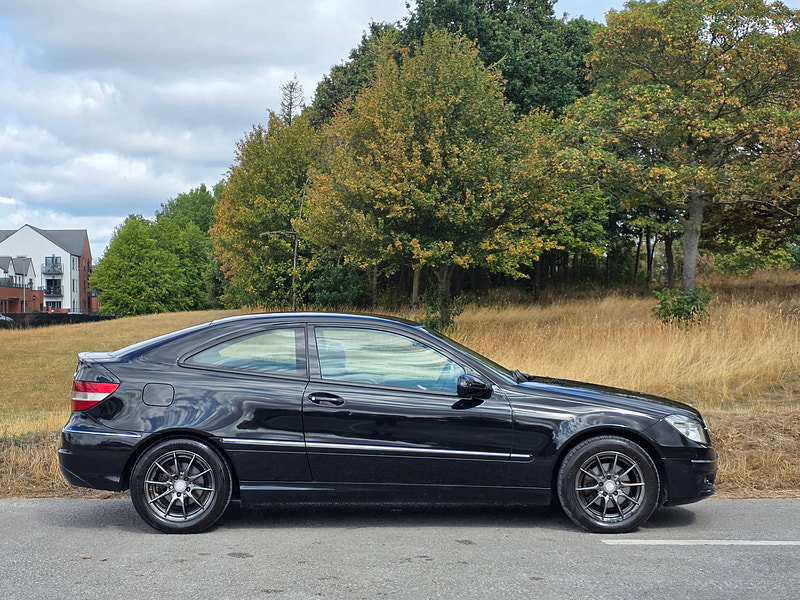 Mercedes-Benz CLC Class 2.1 CLC200 CDI SE Coupe 3dr Diesel Manual Euro 4 (122 ps)