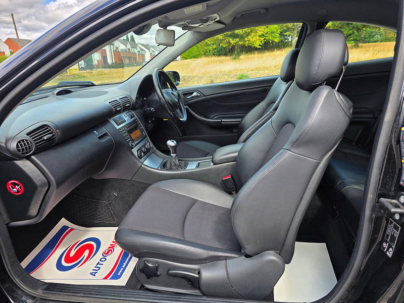 Mercedes-Benz CLC Class 2.1 CLC200 CDI SE Coupe 3dr Diesel Manual Euro 4 (122 ps)