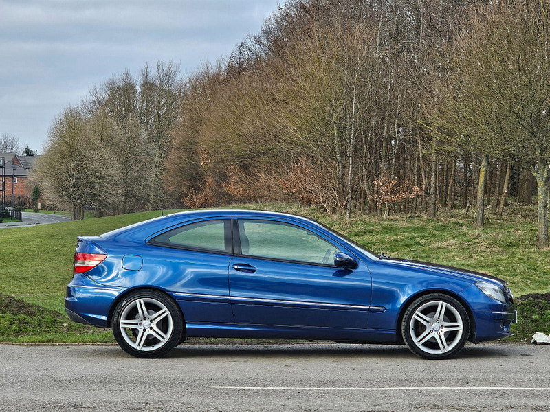 Mercedes-Benz CLC Class 2.1 CLC200 CDI Sport Coupe Auto Euro 4 3dr