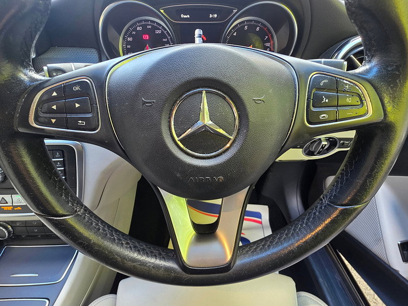 Mercedes-Benz GLA 1.6 GLA200 SE SUV 5dr Petrol 7G-DCT Euro 6 (s/s) (156 ps)