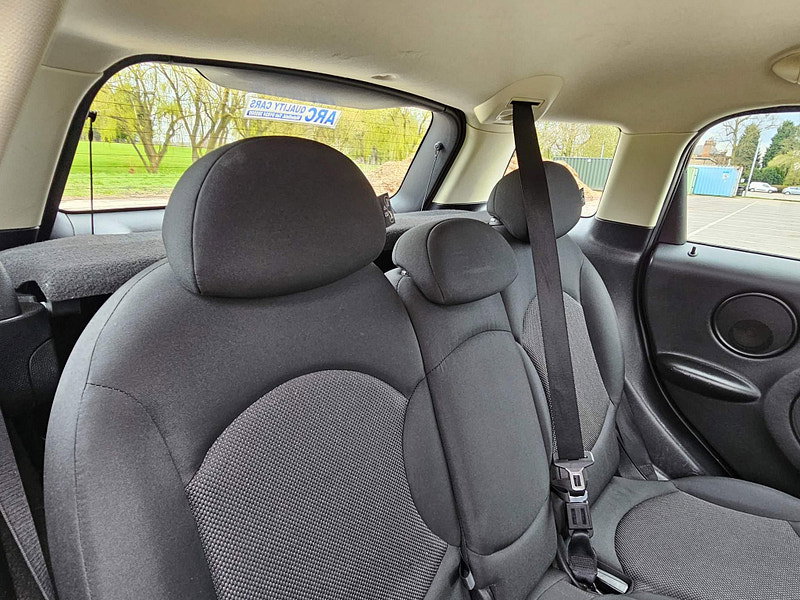 MINI Countryman 1.6 Cooper D Euro 5 (s/s) 5dr