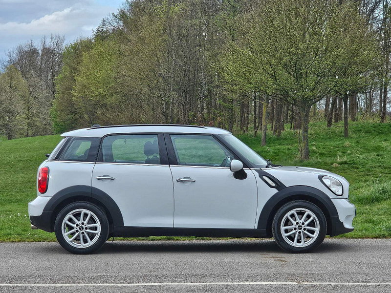 MINI Countryman 1.6 Cooper D Euro 5 (s/s) 5dr