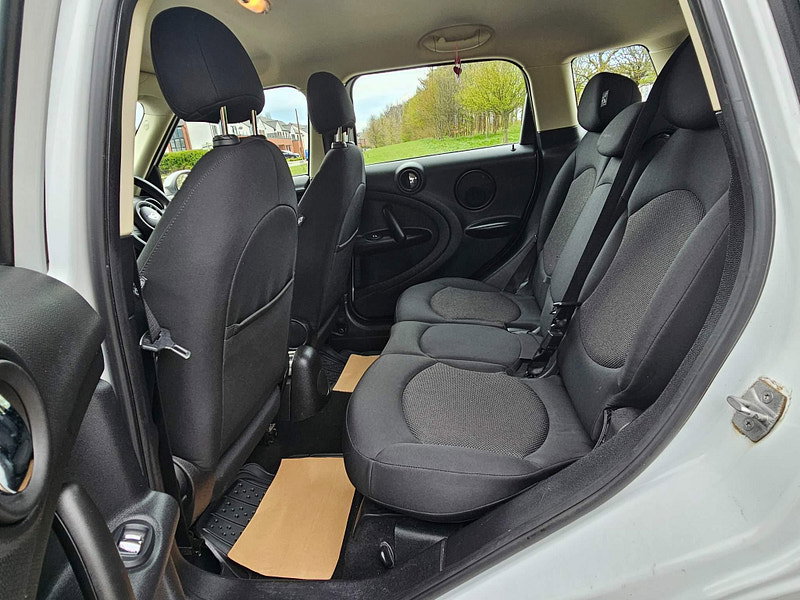 MINI Countryman 1.6 Cooper D Euro 5 (s/s) 5dr