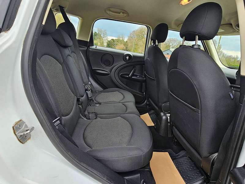 MINI Countryman 1.6 Cooper D Euro 5 (s/s) 5dr