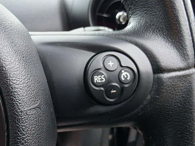 MINI Countryman 1.6 Cooper D Euro 5 (s/s) 5dr