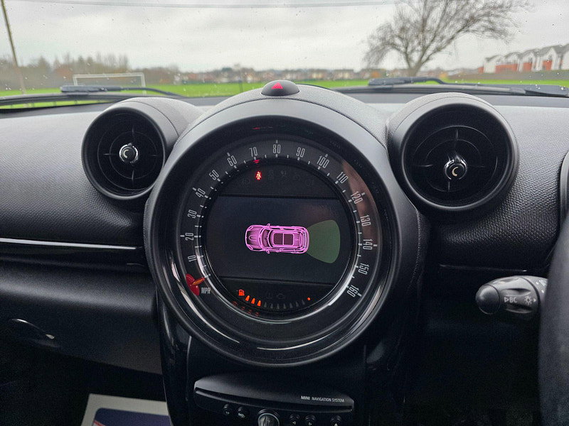MINI Countryman 1.6 Cooper D Euro 5 (s/s) 5dr