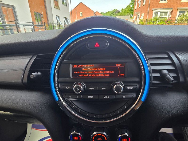 MINI Hatch 1.5 Cooper D Euro 6 (s/s) 5dr