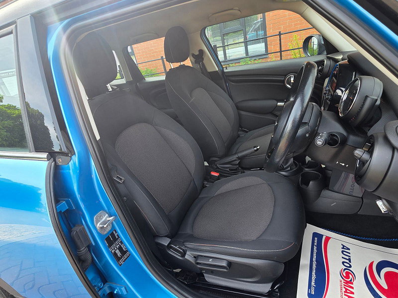MINI Hatch 1.5 Cooper D Euro 6 (s/s) 5dr