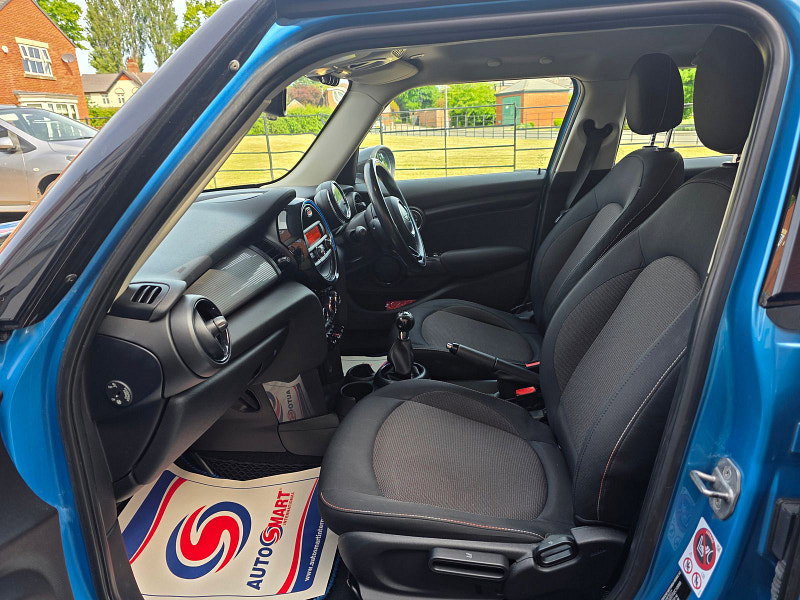 MINI Hatch 1.5 Cooper D Euro 6 (s/s) 5dr