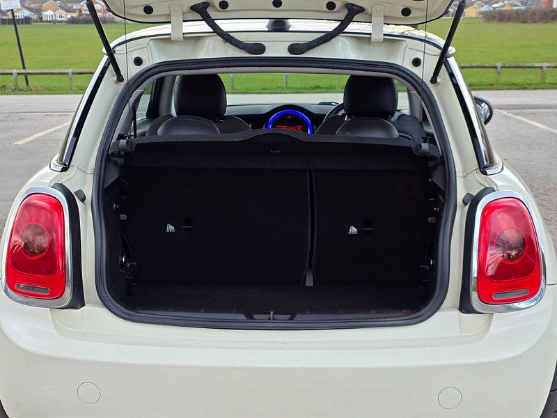 MINI Hatch 1.5 Cooper Euro 6 (s/s) 3dr