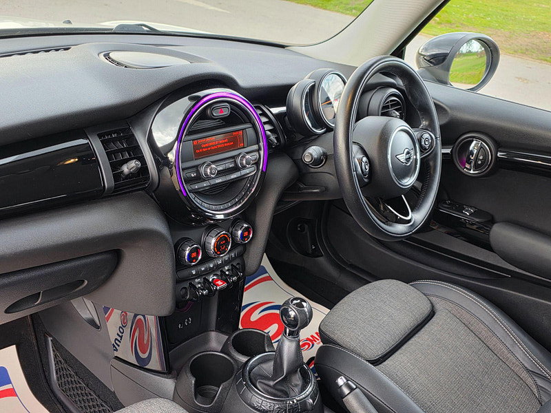 MINI Hatch 1.5 Cooper Euro 6 (s/s) 3dr