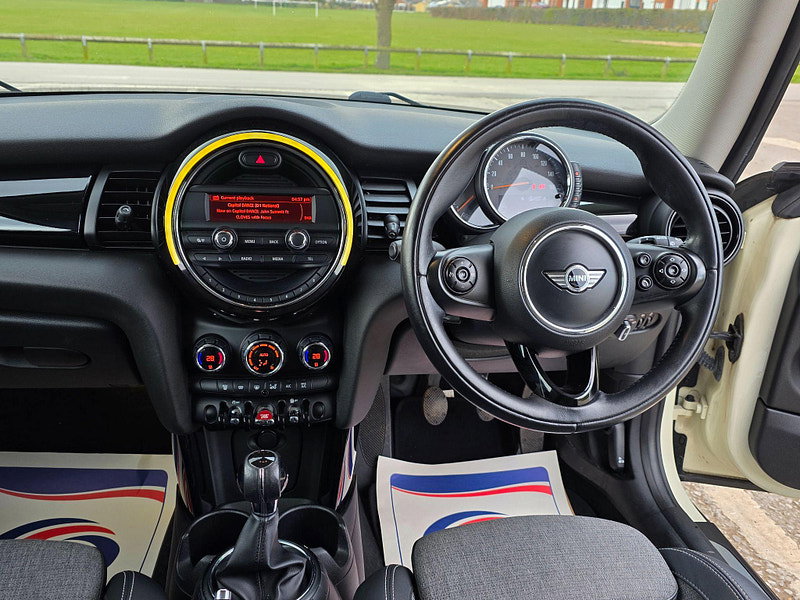 MINI Hatch 1.5 Cooper Euro 6 (s/s) 3dr