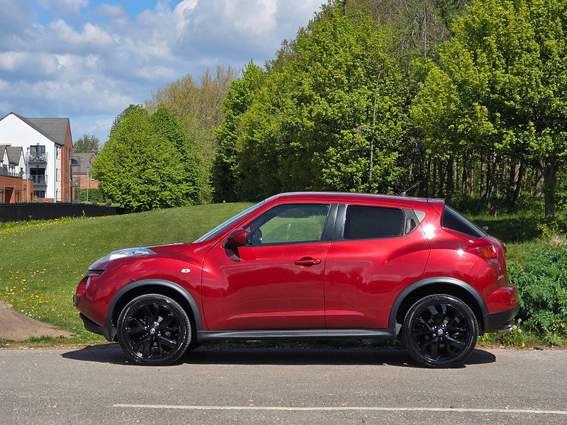 Nissan Juke 1.6 Acenta Premium Euro 5 (s/s) 5dr
