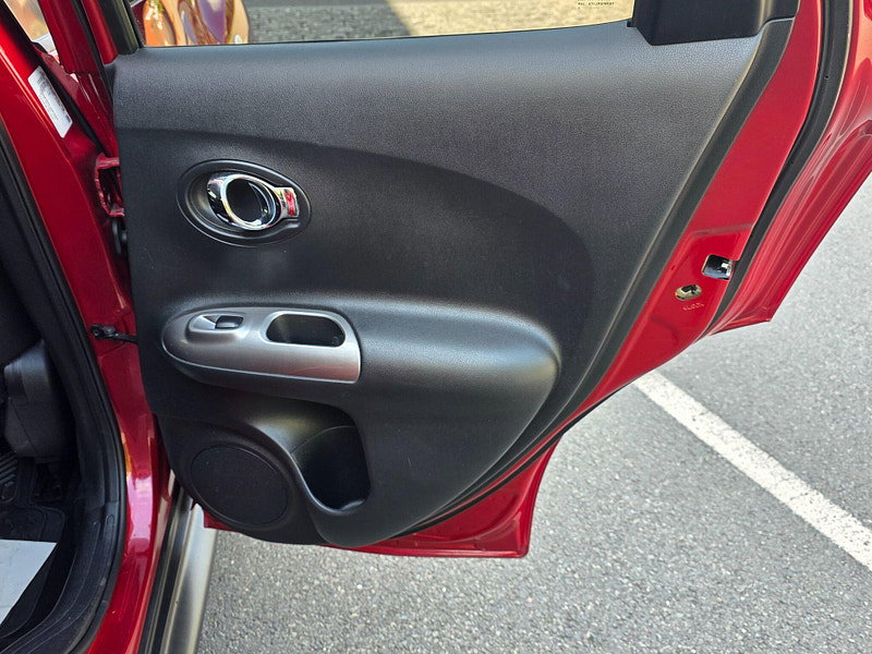 Nissan Juke 1.6 Acenta Premium Euro 5 (s/s) 5dr