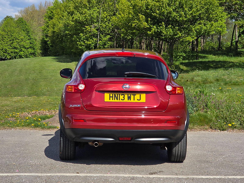 Nissan Juke 1.6 Acenta Premium Euro 5 (s/s) 5dr