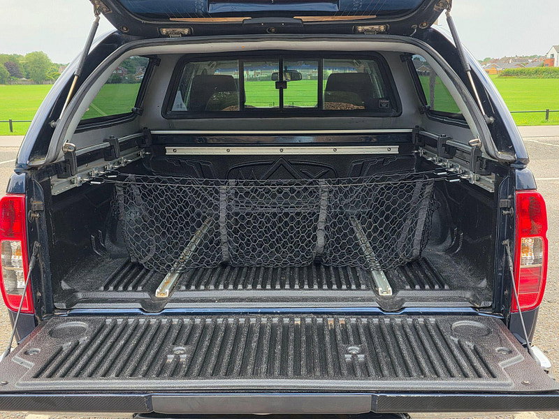 Nissan Navara 2.5 dCi Tekna 4WD Euro 5 4dr