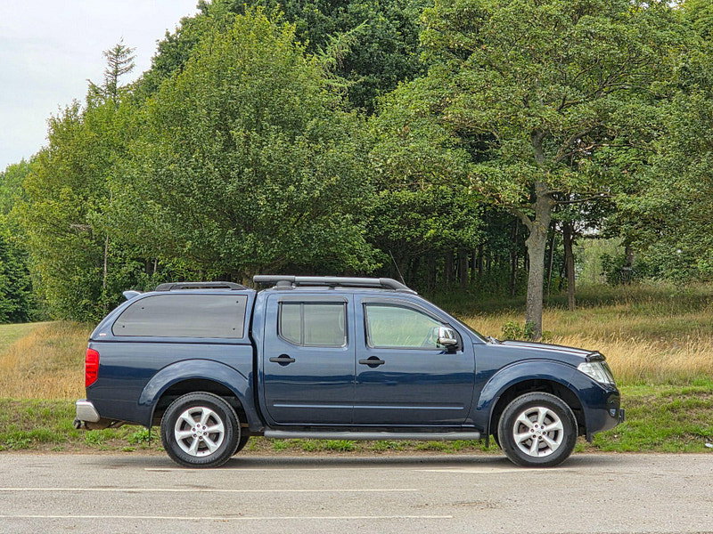 Nissan Navara 2.5 dCi Tekna 4WD Euro 5 4dr