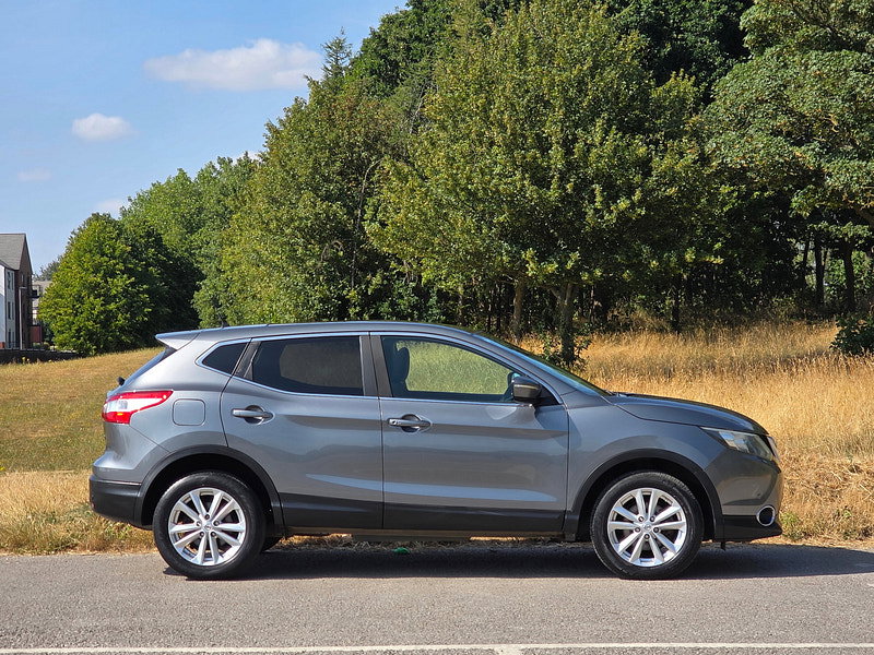 Nissan Qashqai 1.5 dCi Acenta Premium SUV 5dr Diesel Manual 2WD Euro 5 (s/s) (110 ps)