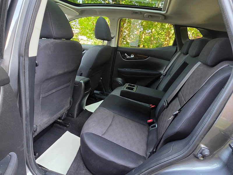 Nissan Qashqai 1.5 dCi Acenta Premium SUV 5dr Diesel Manual 2WD Euro 5 (s/s) (110 ps)