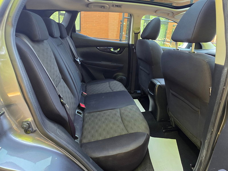 Nissan Qashqai 1.5 dCi Acenta Premium SUV 5dr Diesel Manual 2WD Euro 5 (s/s) (110 ps)