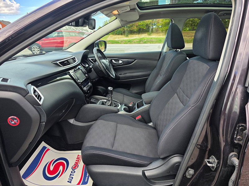 Nissan Qashqai 1.5 dCi Acenta Premium SUV 5dr Diesel Manual 2WD Euro 5 (s/s) (110 ps)
