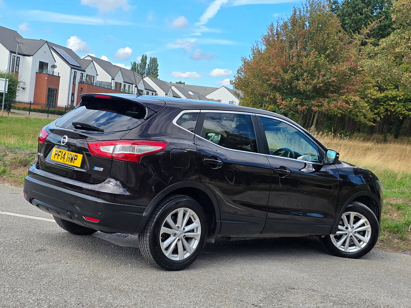 Nissan Qashqai 1.5 dCi Acenta Premium SUV 5dr Diesel Manual 2WD Euro 5 (s/s) (110 ps)