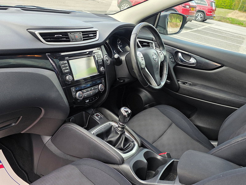 Nissan Qashqai 1.5 dCi Acenta Premium SUV 5dr Diesel Manual 2WD Euro 5 (s/s) (110 ps)