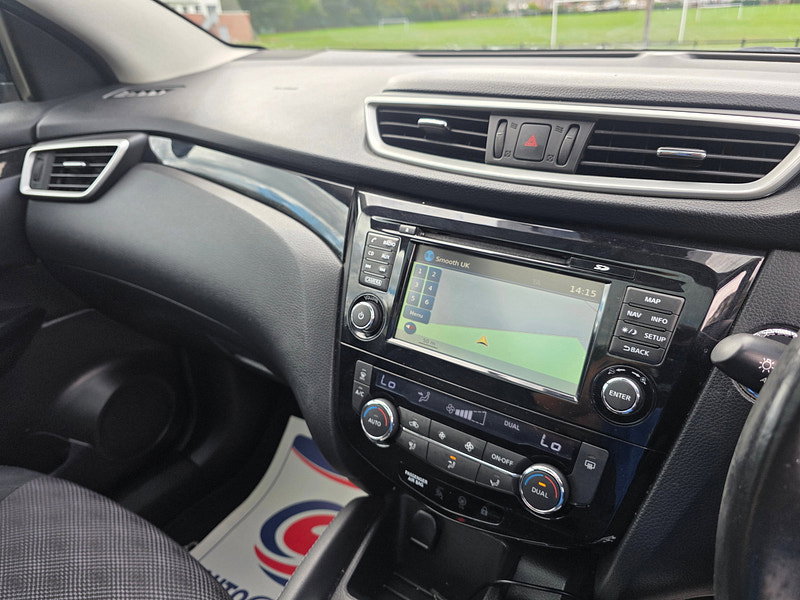 Nissan Qashqai 1.5 dCi Acenta Premium SUV 5dr Diesel Manual 2WD Euro 5 (s/s) (110 ps)