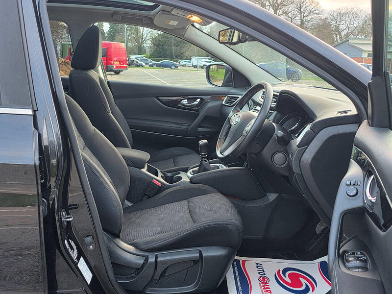 Nissan Qashqai 1.5 dCi N-Connecta 2WD Euro 6 (s/s) 5dr