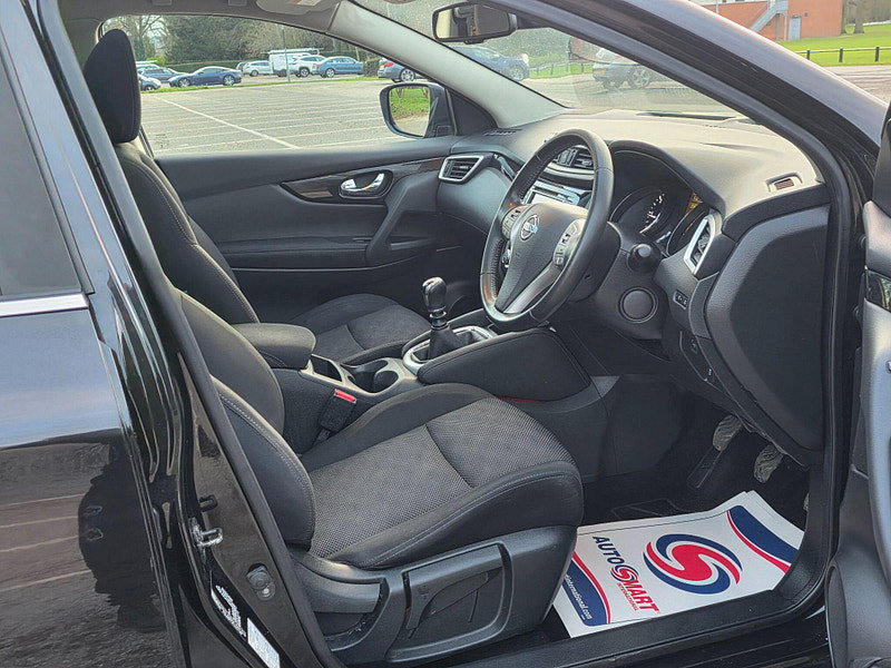 Nissan Qashqai 1.5 dCi N-Connecta 2WD Euro 6 (s/s) 5dr