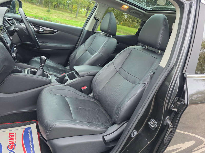 Nissan Qashqai 1.5 dCi Tekna 2WD Euro 5 (s/s) 5dr