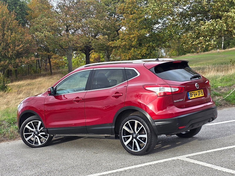Nissan Qashqai 1.5 dCi Tekna SUV 5dr Diesel Manual 2WD Euro 5 (s/s) (110 ps)