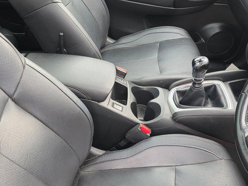 Nissan Qashqai 1.5 dCi Tekna SUV 5dr Diesel Manual 2WD Euro 5 (s/s) (110 ps)