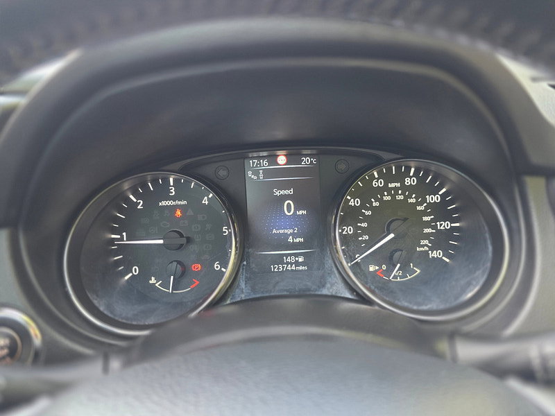 Nissan Qashqai 1.5 dCi Tekna SUV 5dr Diesel Manual 2WD Euro 6 (s/s) (110 ps)