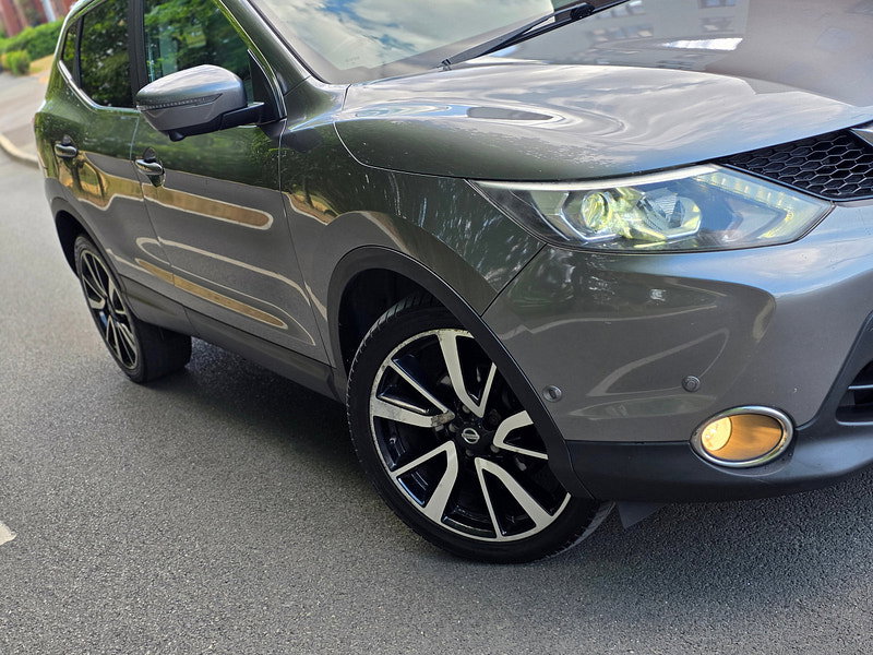 Nissan Qashqai 1.5 dCi Tekna SUV 5dr Diesel Manual 2WD Euro 6 (s/s) (110 ps)