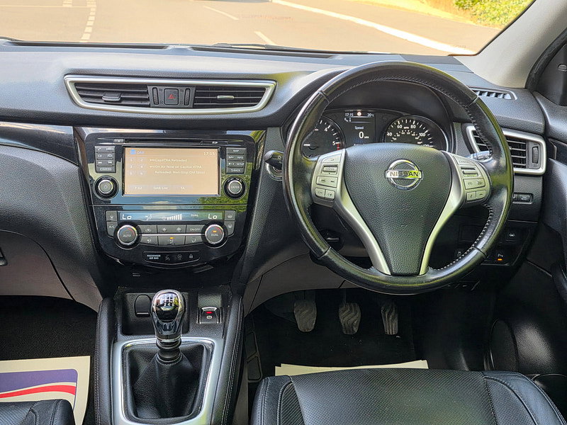 Nissan Qashqai 1.5 dCi Tekna SUV 5dr Diesel Manual 2WD Euro 6 (s/s) (110 ps)