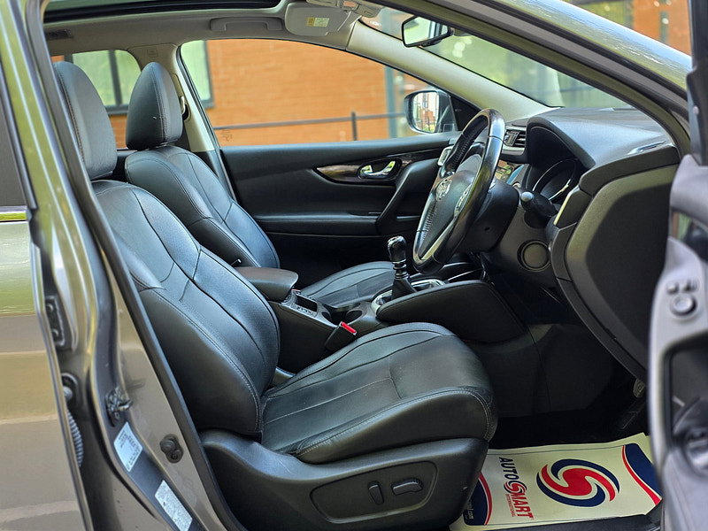 Nissan Qashqai 1.5 dCi Tekna SUV 5dr Diesel Manual 2WD Euro 6 (s/s) (110 ps)