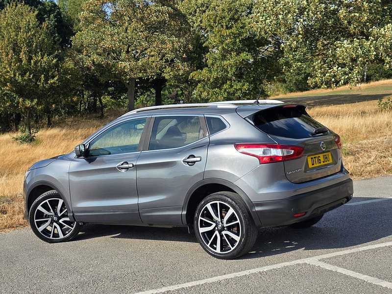 Nissan Qashqai 1.5 dCi Tekna SUV 5dr Diesel Manual 2WD Euro 6 (s/s) (110 ps)