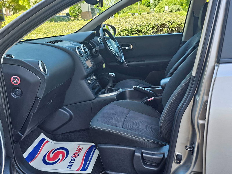Nissan Qashqai 1.6 Acenta 2WD Euro 5 (s/s) 5dr