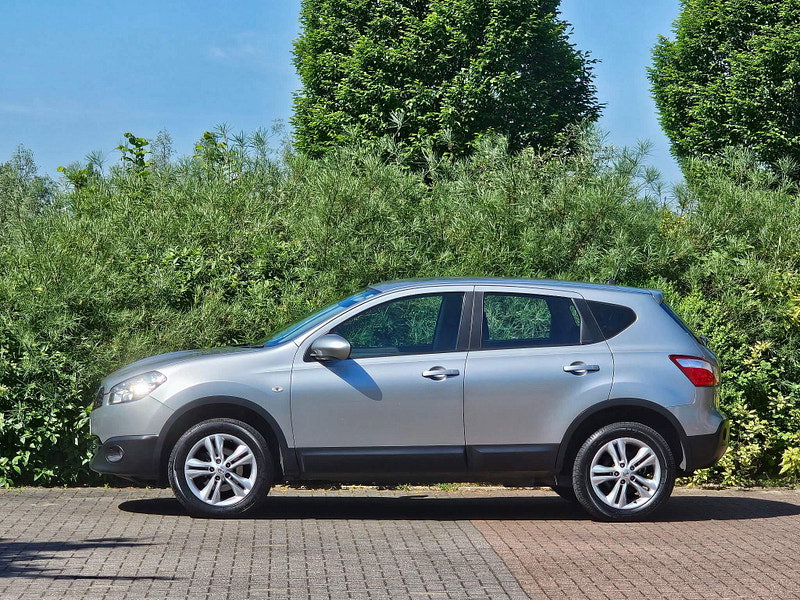 Nissan Qashqai 1.6 Acenta 2WD Euro 5 (s/s) 5dr