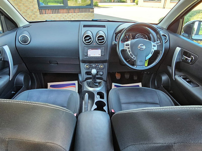 Nissan Qashqai 1.6 Acenta 2WD Euro 5 (s/s) 5dr