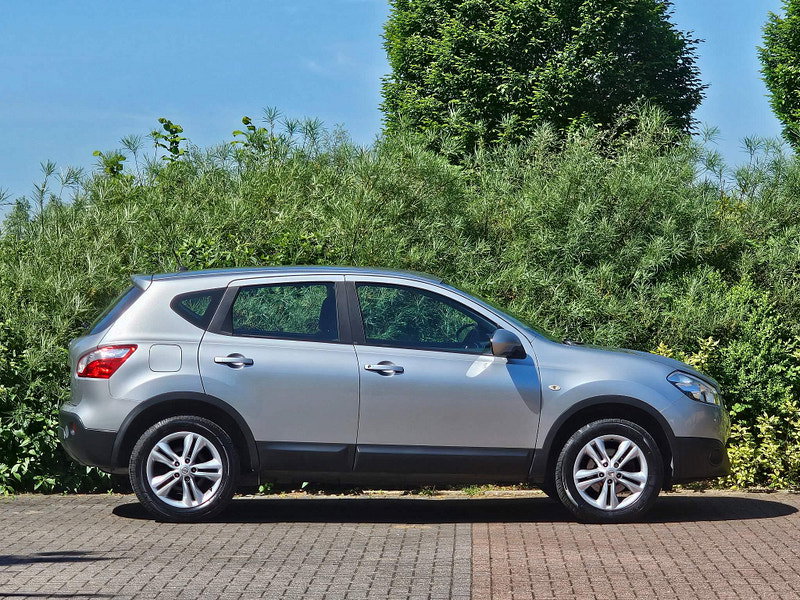 Nissan Qashqai 1.6 Acenta 2WD Euro 5 (s/s) 5dr
